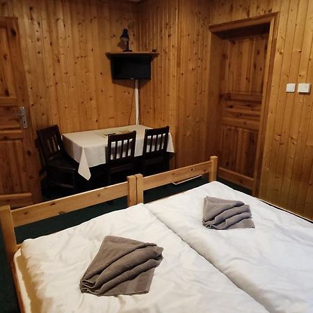 Penzion Apartmany Aninka Mariánská Buitenkant foto