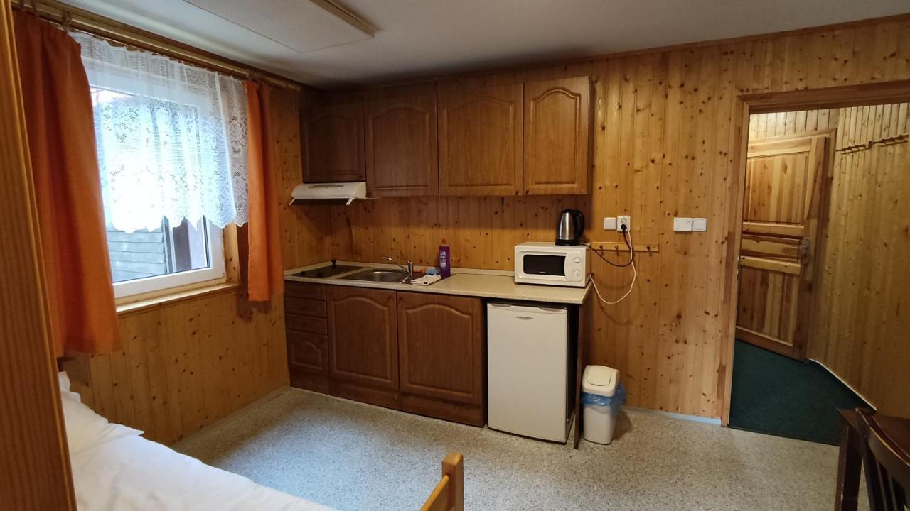 Penzion Apartmany Aninka Mariánská Buitenkant foto