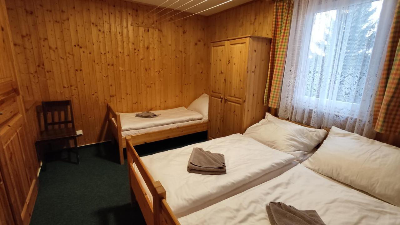 Penzion Apartmany Aninka Mariánská Buitenkant foto