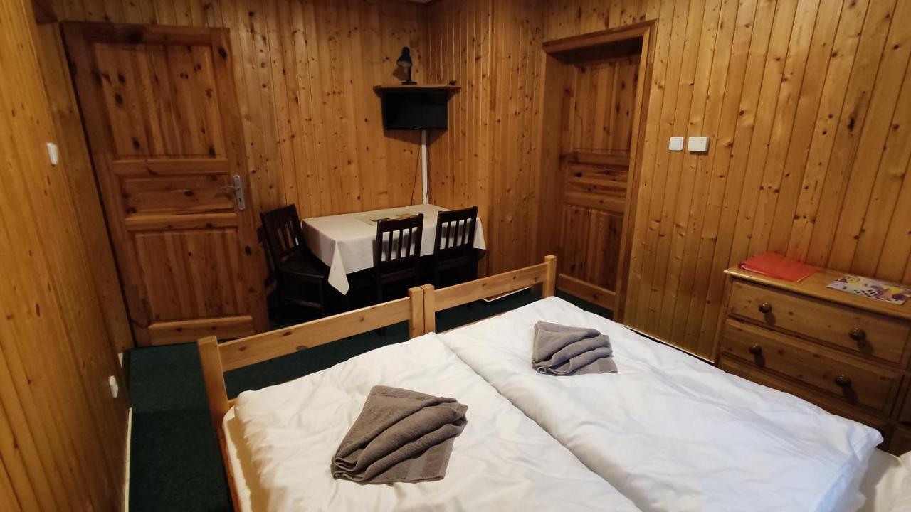 Penzion Apartmany Aninka Mariánská Buitenkant foto