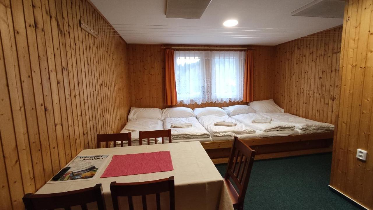 Penzion Apartmany Aninka Mariánská Buitenkant foto